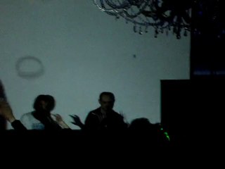 Electric Rescue at PLAY - Wet floor - 13 mars 2010