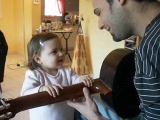 Louise et tonton guitare