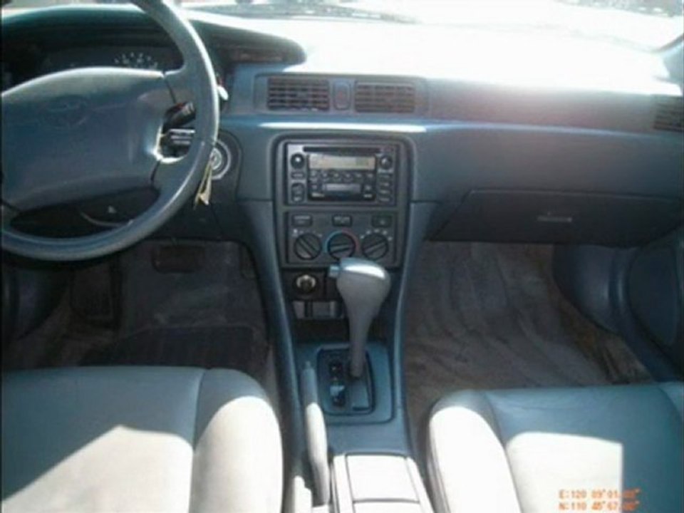 Louisville used cars deal of the day: 2000 Toyota Camry