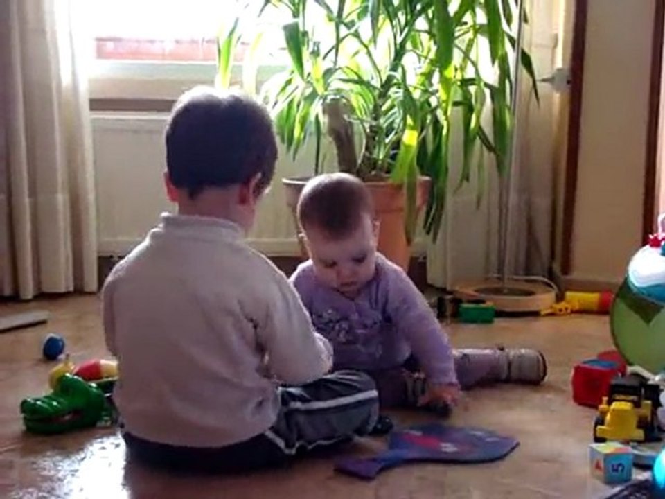 jugando tranquilamente
