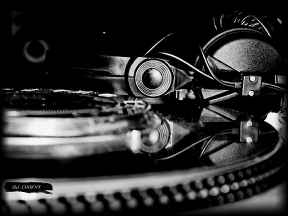 Dj Cuneyt - Equador