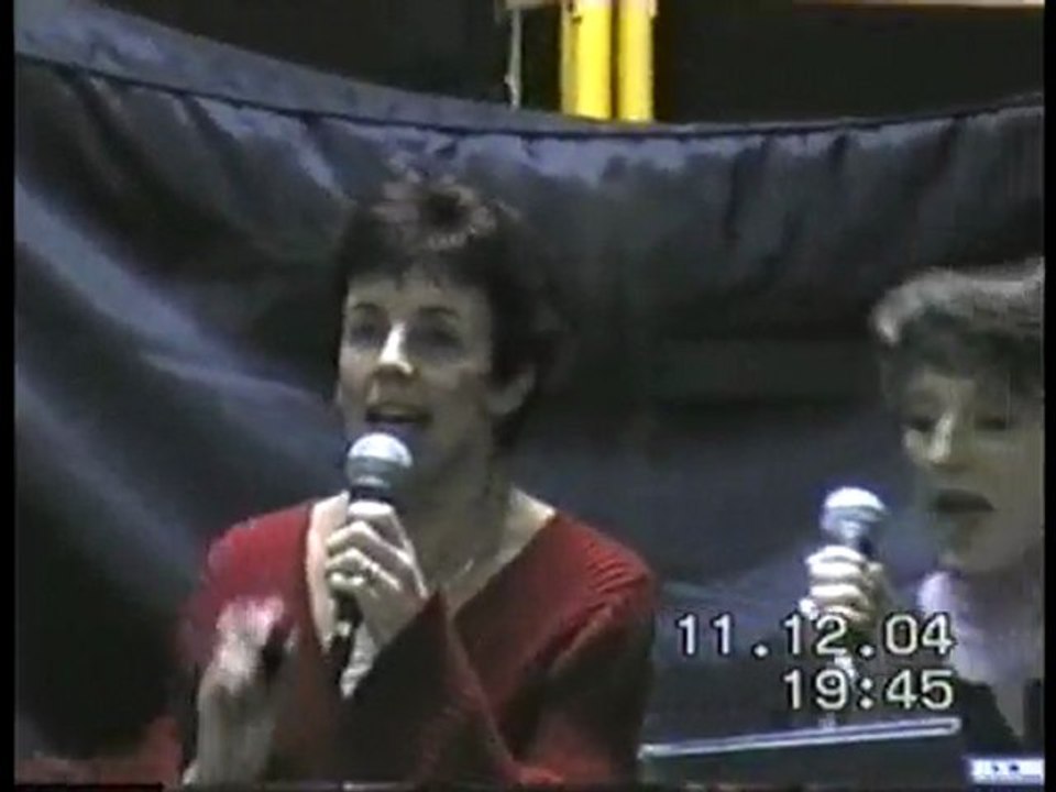 Voici Noël (APEC Fête de Noël - 2004 - 1/8)