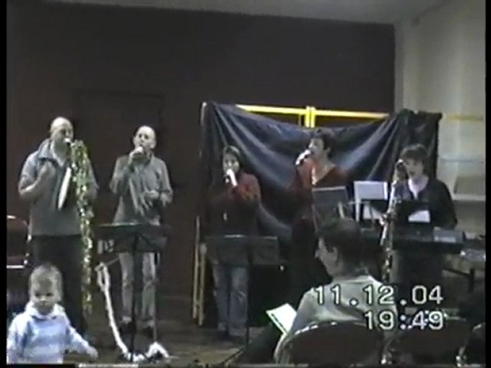 Noël nouvelet (APEC Fête de Noël - 2004 - 2/8)