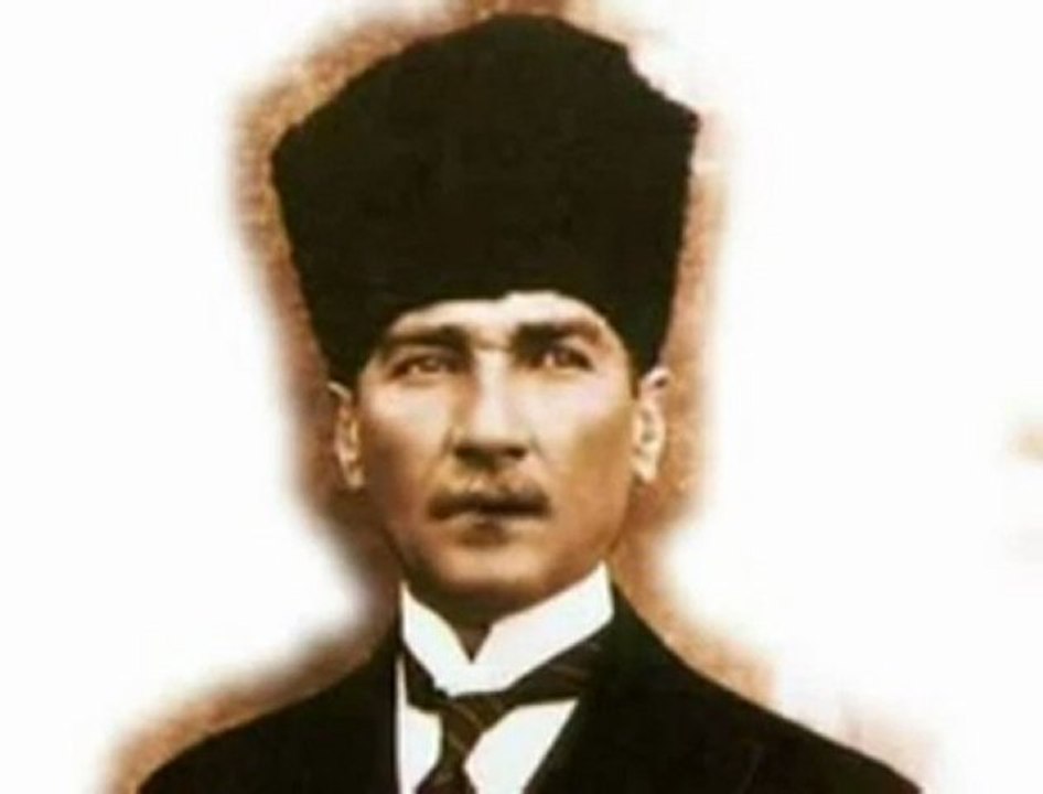 Ey Turk Gencligi birinci vazifen ...!