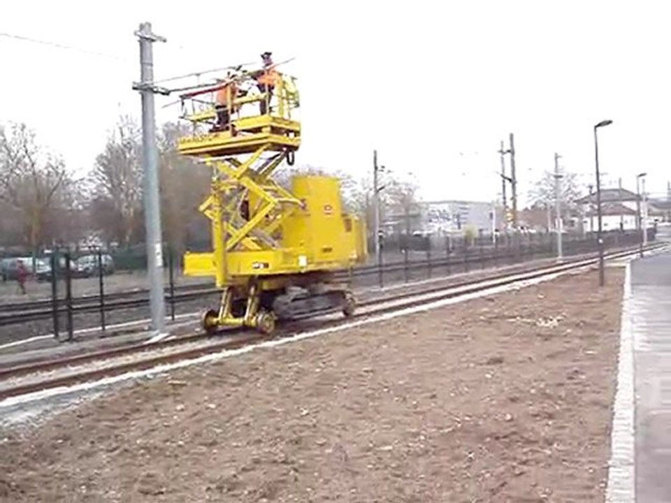 Mulhouse Doranch Chantier Tram-Train pose de caténaires 1