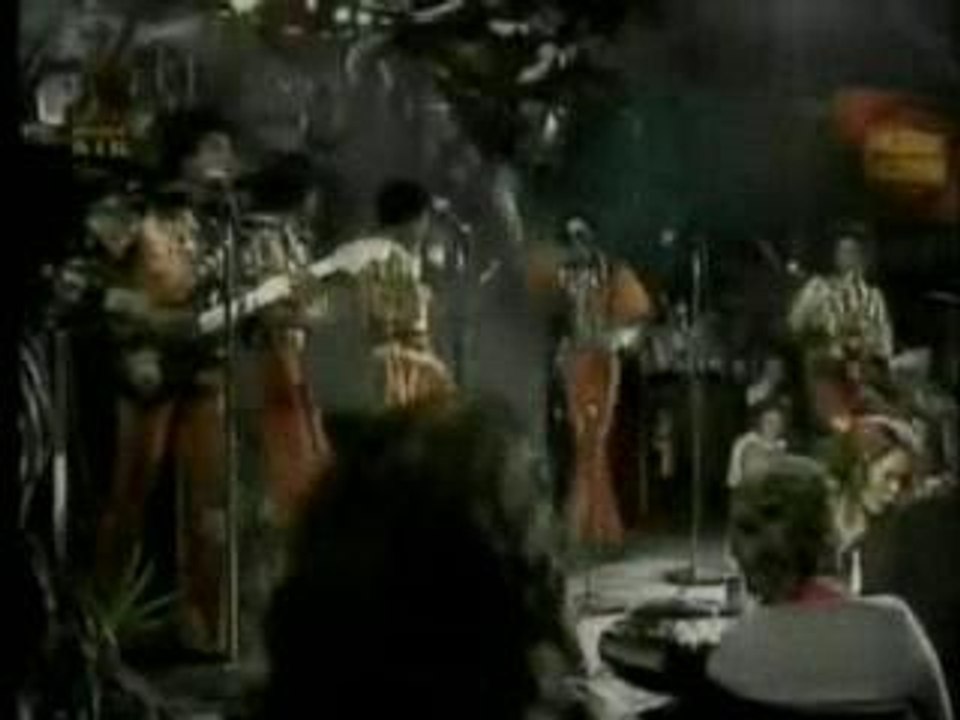 The Jacksons - Blame It On The Boogie