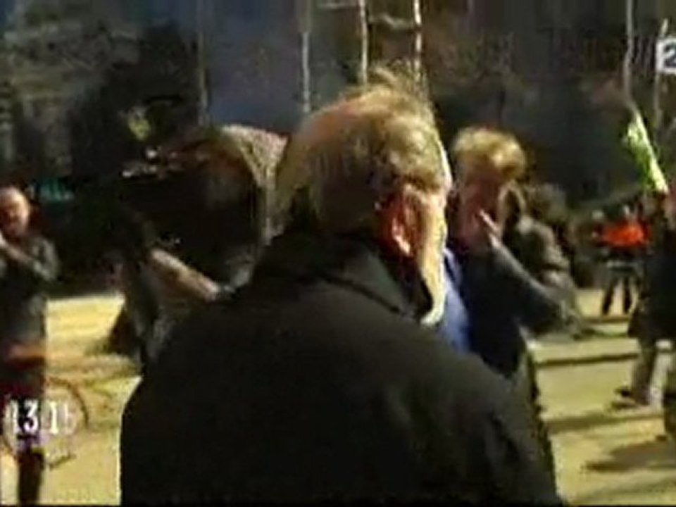 Reportage france 2 sur la manifestation de Total le 8 mars