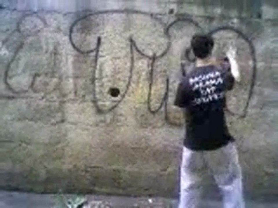 **TRACK***Graffiti