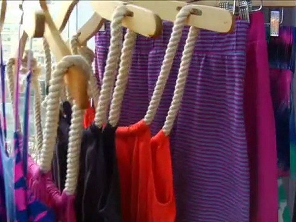 ROXY Spring 2010 Collection: Blogger Styling Event