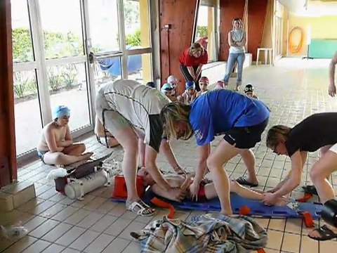 Grandvilliers : opération secours à la piscine