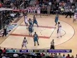 Steve Nash hits Amar'e Stoudemire with a nice dish inside fo