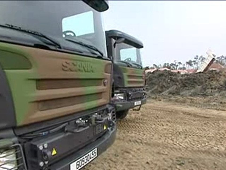 Xynthia : les militaires renforcent les digues  endommagées