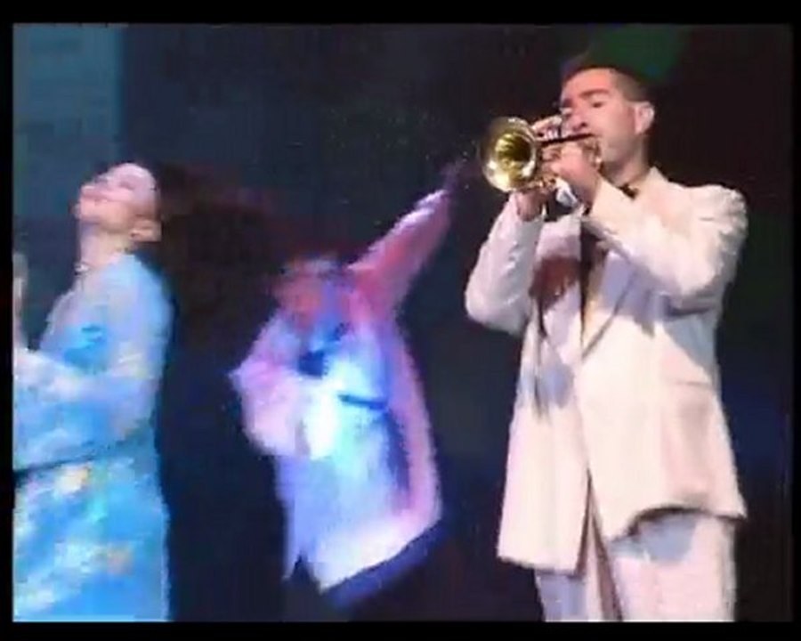 Beyaz Gemi Lenara Osmanova