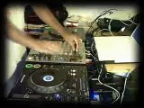 DJ Bass : Party Mix Holiday (House Vs HipHop)