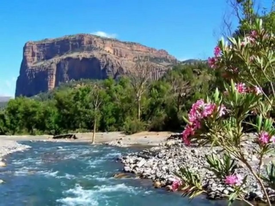 Photos Maroc Khadra Ya Bladi par Nass El Ghiwane.wmv