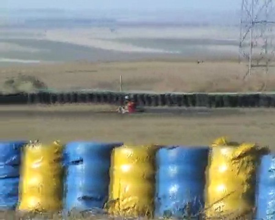 moi  en casque noir   avec mon karting 125 a boite