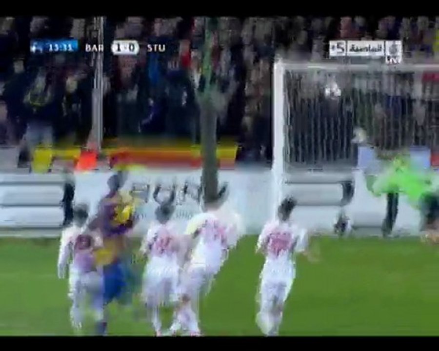 1er but de Messi contre Stuttgart