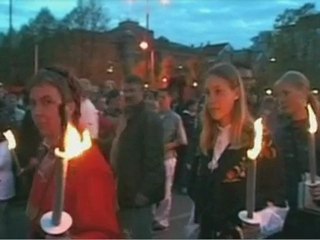  - Trailer  (English)