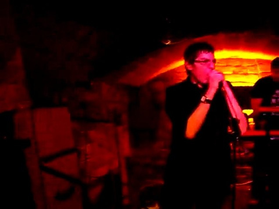MAY vs Femme Fa­tale : LE TRAIN live at le KLUB, Pa­ris