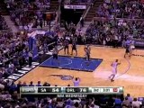 Vince Carter tosses a nice alley-oop to Dwight Howard