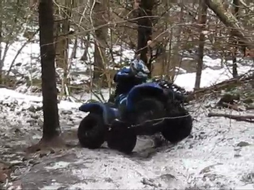 quad franchissement glace