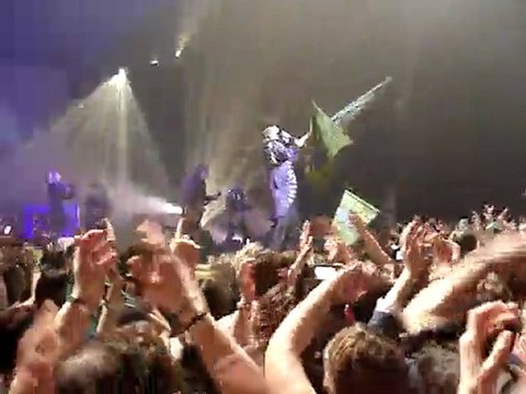 2010 03 Obispo Le drapeau