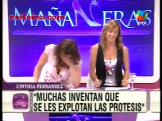 Cinthia Fernandez contra todos