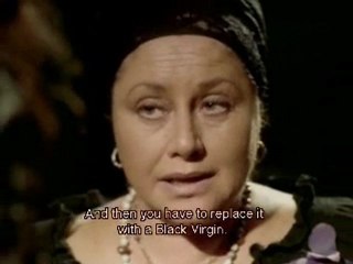 Angelica Aragon en 'La Virgen Negra' 1/2