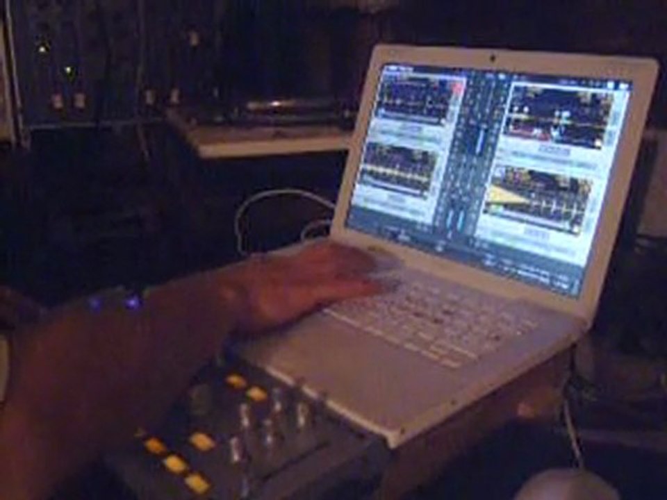 Billie Jean Beatmasher Traktor