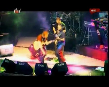 Sila -Bana Biraz Renk Ver [ Video Klip 2010 ]