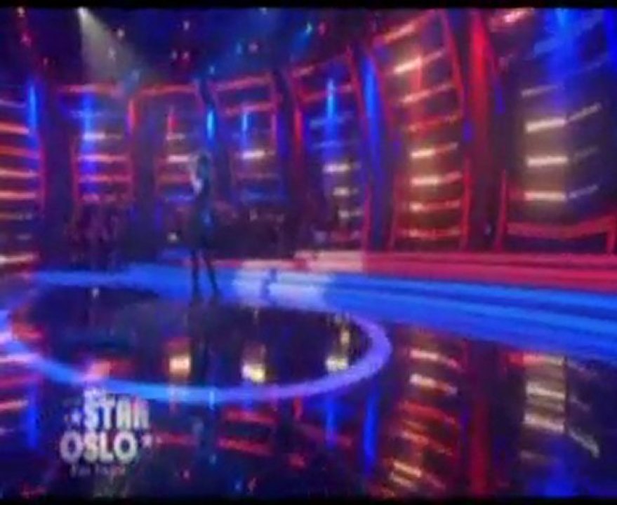 2010 Germany - Lena Meyer-Landrut - "Bee"