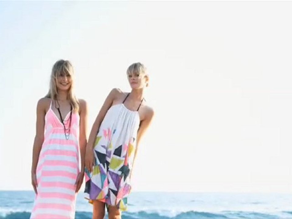 Roxy Video: Hello Summer!