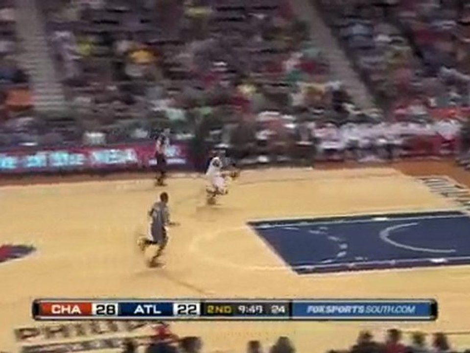 Maurice Evans gets the steal and takes it in for the monster