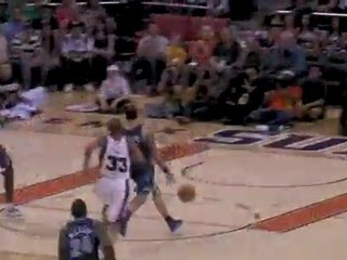 Grant Hill gets the block from behind on Deron Williams and