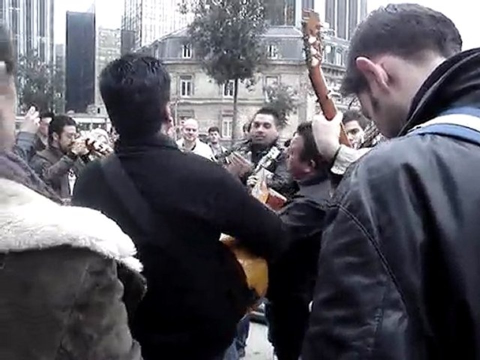 arriver a la gare de lyon .... COMINO !!