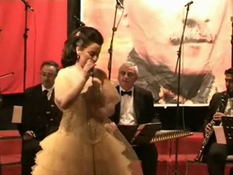 Sen de Başını Alıp Gitme Ne Olur - Nuran Bakışkan