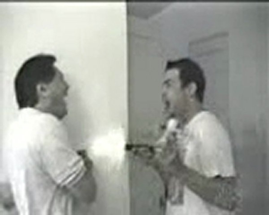Electrocutado que es rescatado con un platano