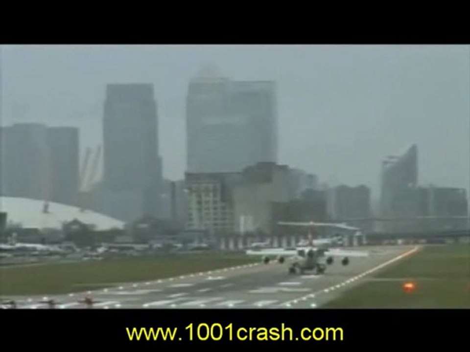 Un Avion Rate Son Atterrissage a Londres
