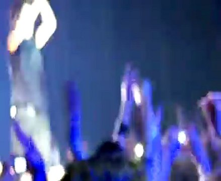 INDOCHINE - live l'aventurier (suite) 19.03.2010