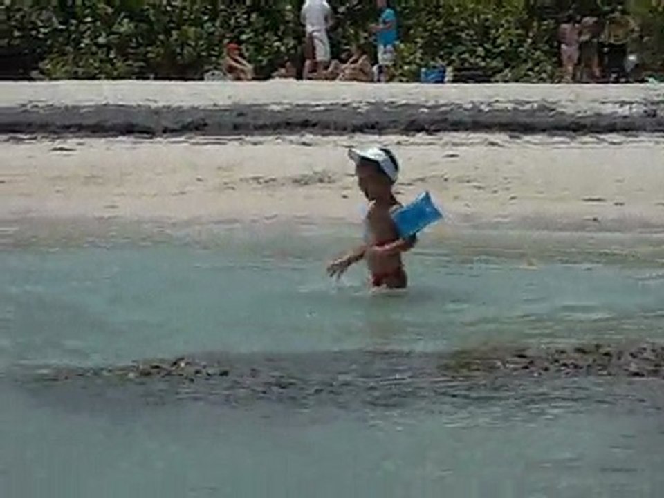 anse michel 1er bain de Perlia