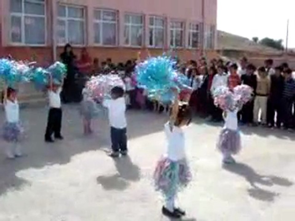 Cizre Aşağı Çeşme İÖO Anasınıfı 23 Nisan Gösterisi