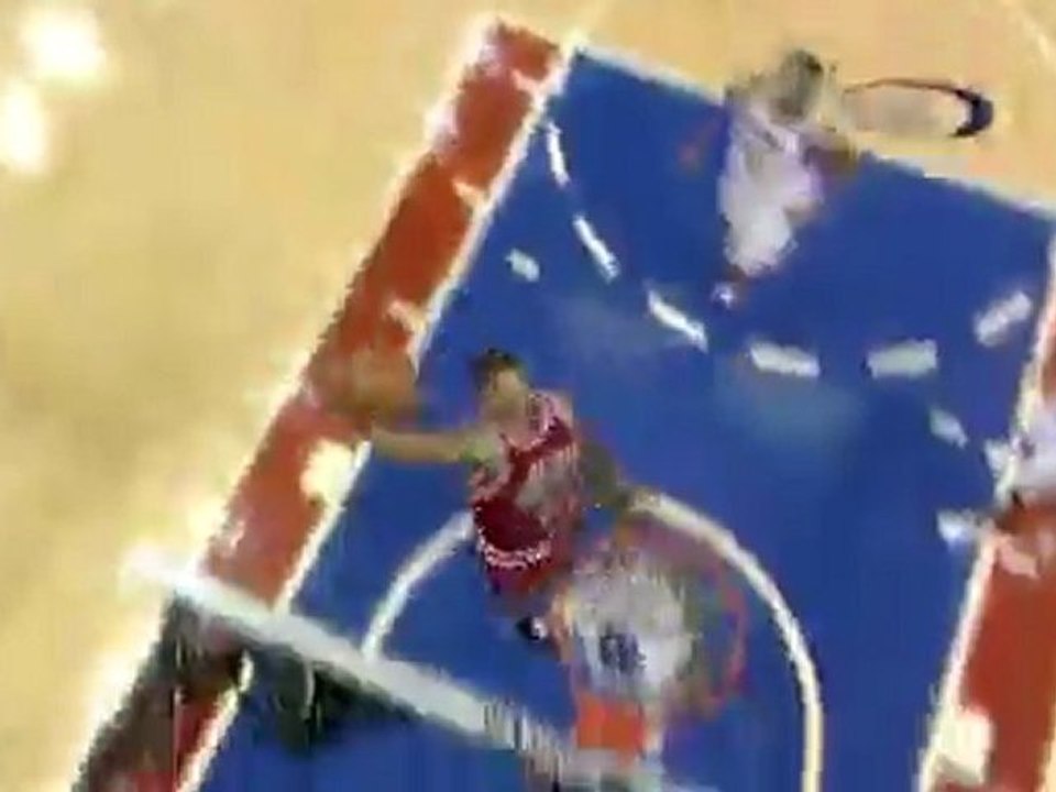 James Johnson drives to the basket and finishes with a huge