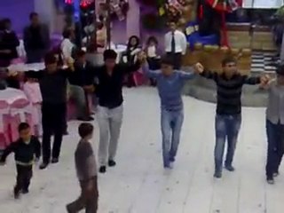 Gençler horonu yazıyor