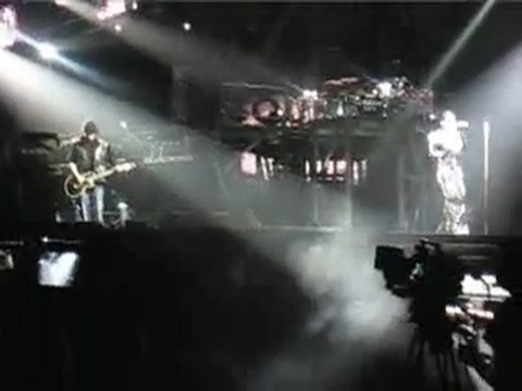 World Behind My Wall - Tokio hotel - 17.03.10