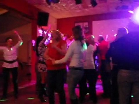 Le sosie de Claude François et ses Clodettes suite