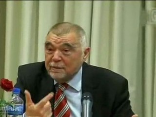 Stjepan Mesić - Žao mi je zbog vica o Tuđmanu 3/3