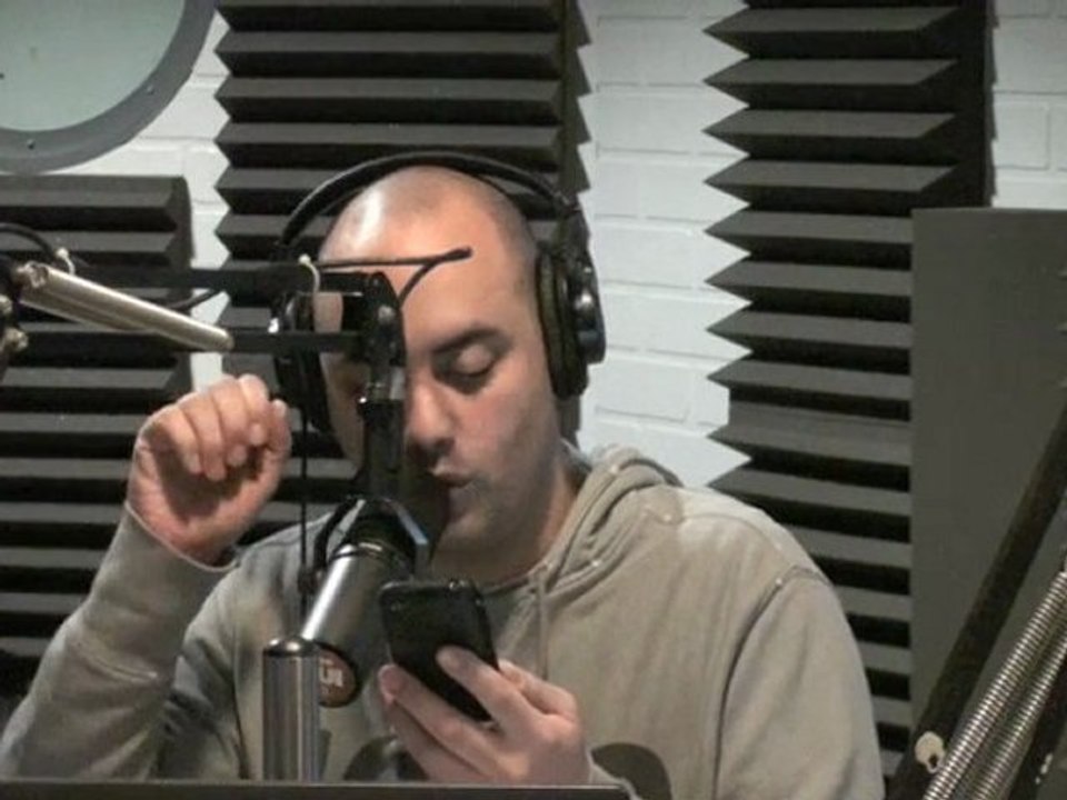 "Commandeur Replay" sur Ouï Fm n°146 22.03.10