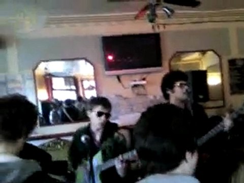 Les Guillotines - Extrait