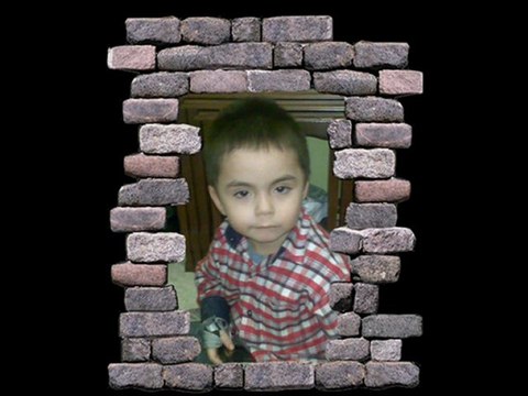 Karlar Düşer, Ben Hep Ağlarım...