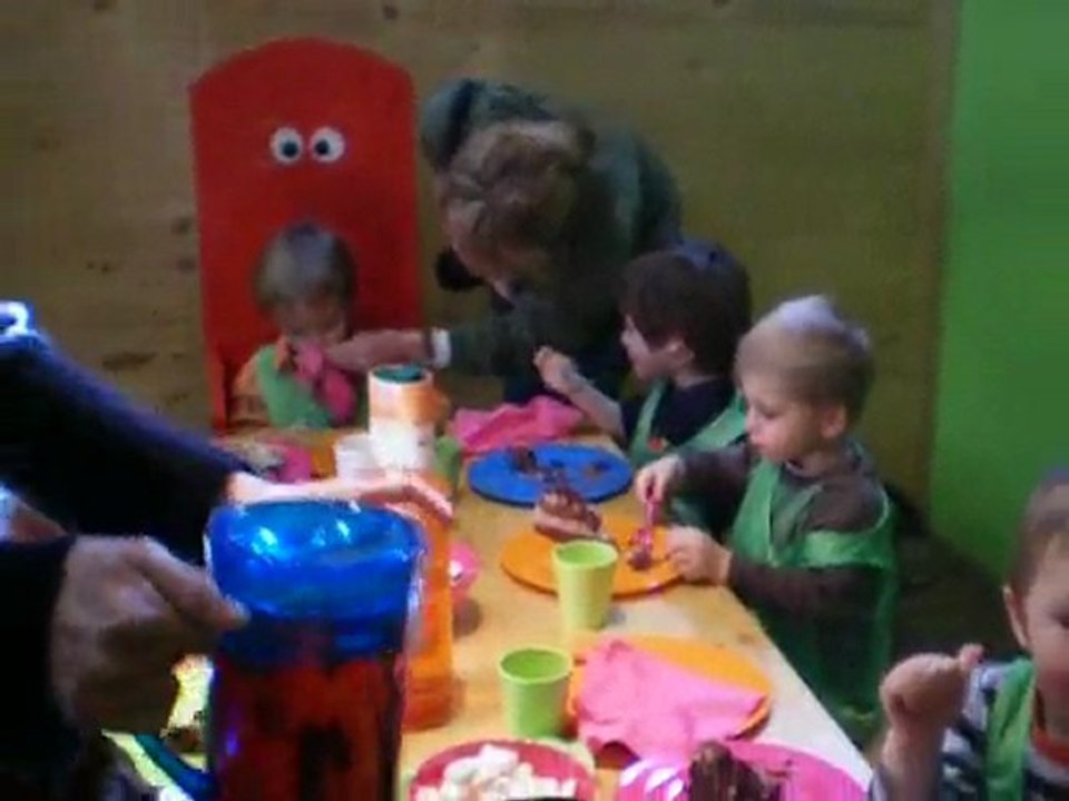 Anniv de Jules à Fun City  - Joyeux z'anniversaiiiiiiire!